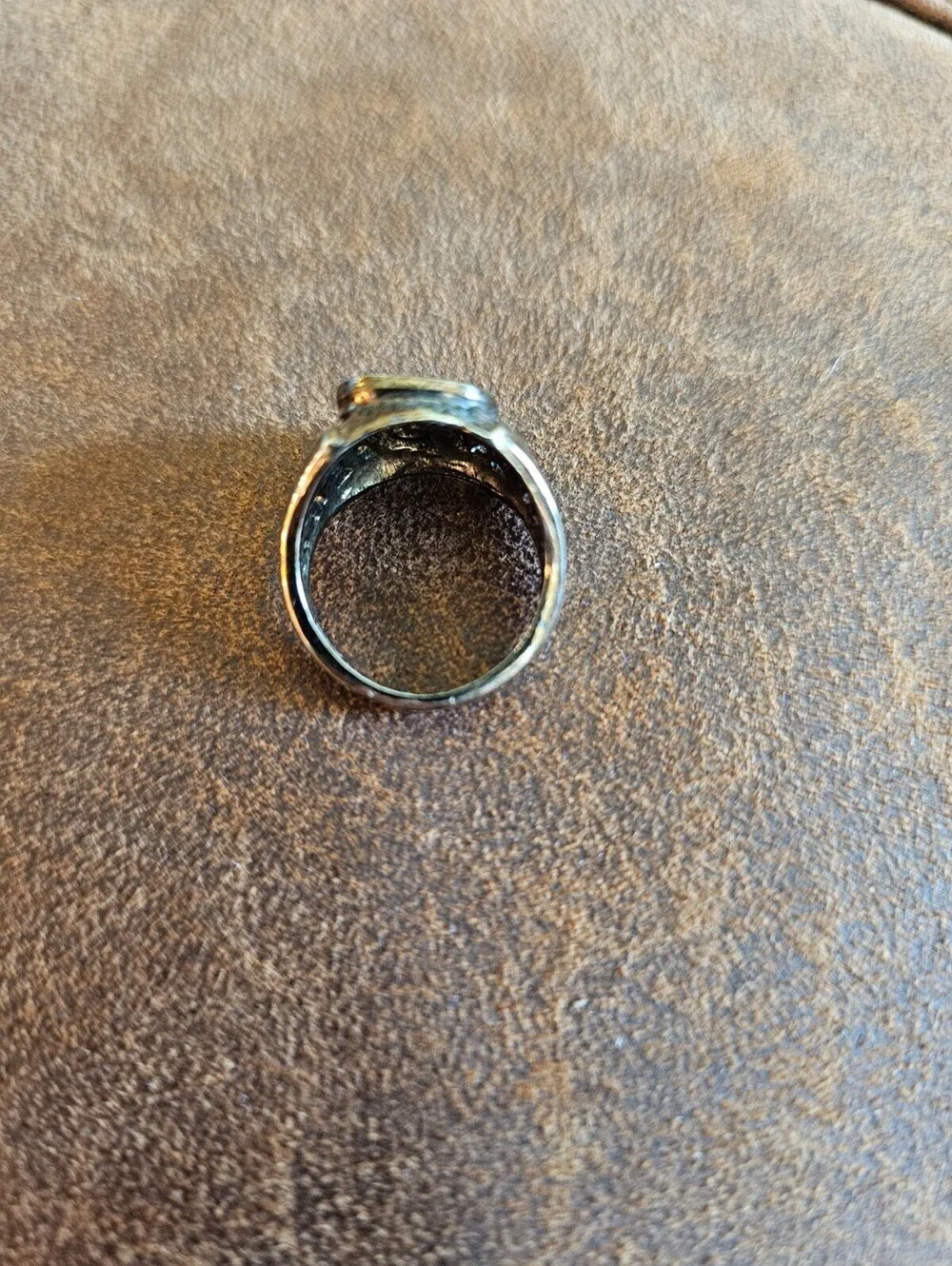 Vintage 1960s Mid Century Mens Gold Tone Signet Ring Sz 8.25 Stone Inlay